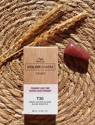 Wella Color Charm Permanent Liquid Toner - T30 - Sheer Golden Blonde - Wella Toner - Haartoner - Golden blonde - Goudblond - Antigeel