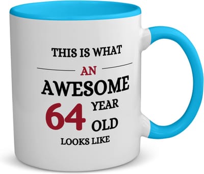 Akyol - this is what an awesome 64 year old looks like koffiemok - theemok - blauw - Hoera 64 jaar - iemand die 64 jaar is geworden - de jarige - verjaardagscadeau - kado - geschenk - gift - leuke verjaardagscadeau - felicitatie - 350 ML inhoud