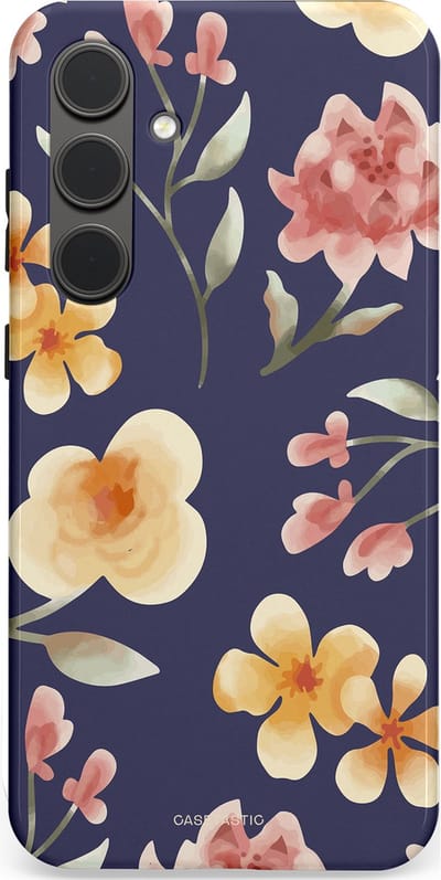 Casetastic Hoesje Geschikt voor Samsung S24 Plus - Stijlvolle Beschermende Duo-layer Case - Bloesemnacht Marine