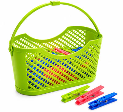 Wasknijpermandje met 24 Wasknijpers – Kunststof Wasknijpermand – Ophangbaar – 24 x 10,5 x 12 cm – Groen