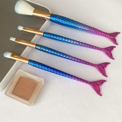4 stuks Zeemeermin Make-up Zachte Kwast met Vissenstaart Handvat, Foundation Kwast, Gezicht Lip Oog Make-up Zachte Kwast Set blauw