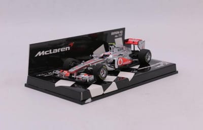 McLaren MP4-26 Minichamps 1:43 2011 Jenson Button Vodafone McLaren Mercedes 530114304