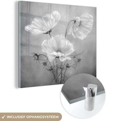 MuchoWow® Glasschilderij 90x90 cm - Schilderij acrylglas - Stilleven - Bloemen - Zwart wit - Klaproos - Botanisch - Foto op glas - Muurdecoratie woonkamer - Wanddecoratie slaapkamer - Schilderijen