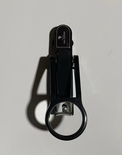 Nieuwe nagelknipper 2 stuks -ClipMag Nagelknippers met Vergrootglas ( Zwart Kleur )