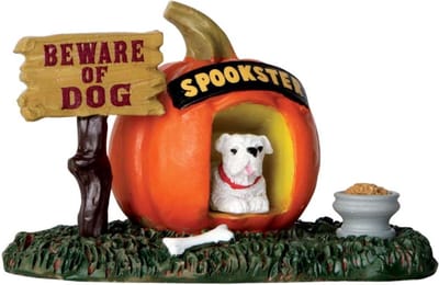 Spooky Town - Pumpkin Doghouse