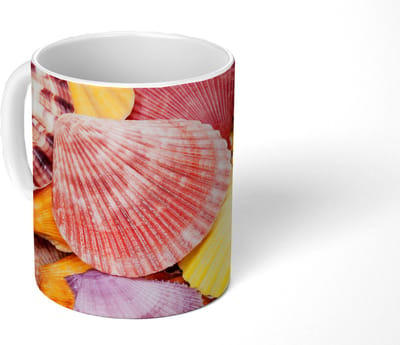 Mok - Koffiemok - Schelpen - Rood - Geel - Strand - Zomer - Mokken - 350 ML - Beker - Koffiemokken - Theemok