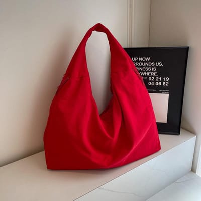 Nylon Grote Capaciteit Casual Schoudertassen Pendelen Binnenvak Dames Tassen in de Aanbieding Mode Effen Kleur Handtassen red