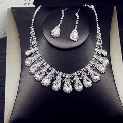Collier et boucles d'oreilles en cristal pour femmes, deux pièces, entièrement en diamant, exquis, pour robe de mariée, collier, chaîne, bijoux en gros violet clair