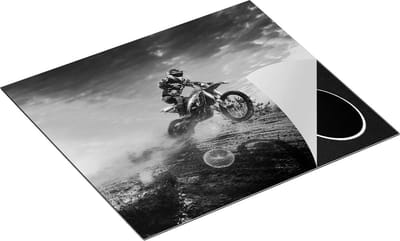 Chefcare Inductie Beschermer Motorcross op een Heuvel bij Zonsondergang - Zwart Wit - 60x50 cm - Afdekplaat Inductie - Kookplaat Beschermer - Inductie Mat