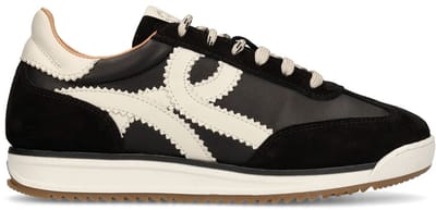 Manfield - Dames - Zwarte leren sneakers met off white details - Maat 38
