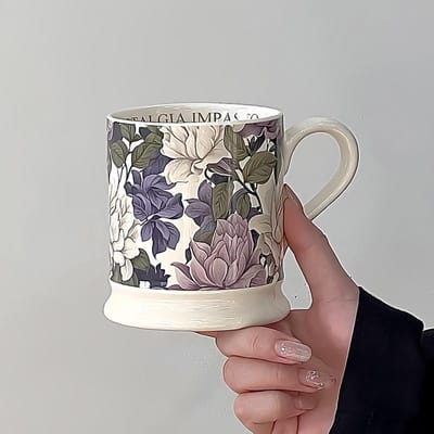 Tasse Florale Émaillée Style Rétro Résistance aux Hautes Températures Tasse en Céramique pour le Thé de l'Après-midi Ensemble Sensation Haut de Gamme Cadeau de Pendaison de Crémaillère 300ml
