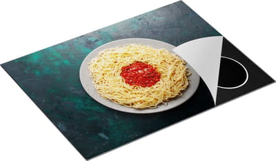 Chefcare Inductie Beschermer Pasta met Tomatensaus op Donker Groene Marmer - 70x50 cm - Afdekplaat Inductie - Kookplaat Beschermer - Inductie Mat