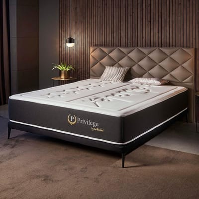 Traagschuim Matras 135x190 cm - 30cm Diep - 7 Comfortzones - Luxe & Ademend