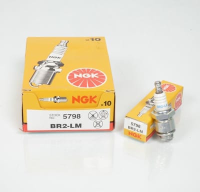 Bougie d'allumage NGK pour Auto BR2-LM / 5798 / Par 10 Neuf