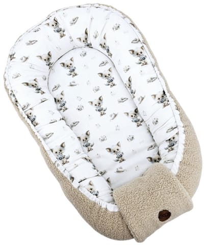 Bamboo+boucle cocoon for baby PHOTOGRAPHER
