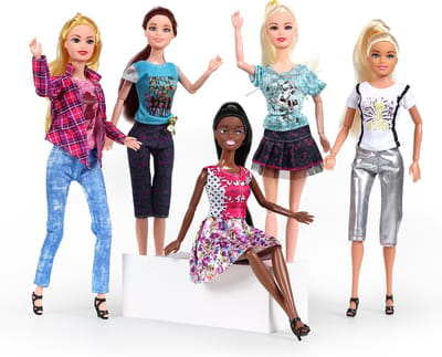 Isa's Friends® Poppenkleertjes - 5 Outfits voor modepoppen - Setje 'Tess'