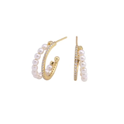 Oorringen met steentjes en look a like parels | goud gekleurd