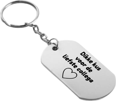 Akyol - Dikke kus voor de liefste collega Sleutelhanger - collega afscheid - Vriendschap - Collega - Leuk kado voor je collega om te geven - 2,5 x 2,5 CM