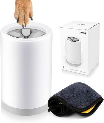 Draagbare Paw Cleaner voor Middelgrote Honden met Handdoek en Verwijderbare Siliconen Borstels, Efficiënte Reiniging van Hondenpootjes, Borstel en Reinigingsset voor Honden en Katten