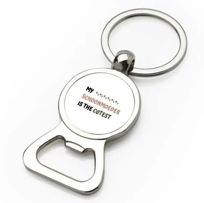 Akyol - my schoonmoeder is the cutest flesopener - Mama - schattige schoonmoeder - moeder cadeautjes - moederdag - verjaardagscadeau - verjaardag - cadeau - geschenk - kado - gift - moeder artikelen - 9 bij 3 cm