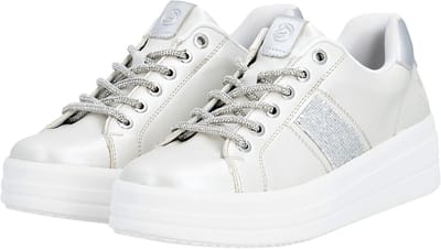 Lage sneakers met veters
