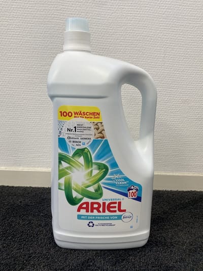 Ariel - Vloeibaar Wasmiddel - Febreze - 100 Wasbeurten