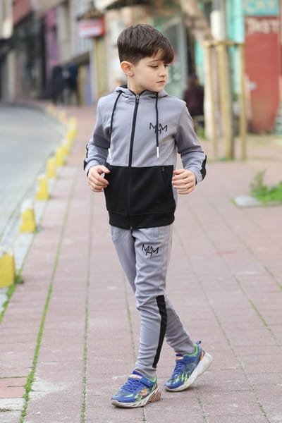 Kindertrainingspak – 2-delig (hoodie + broek) Comfortabel & Modieus| a8