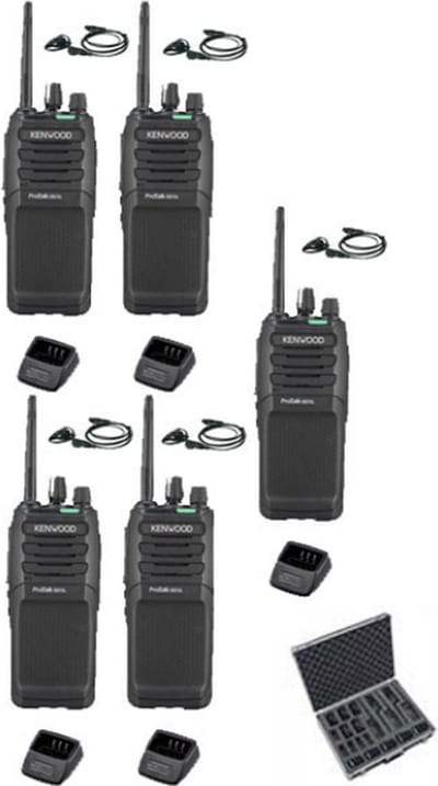 Set van 5 Kenwood TK-3701D met d-shape oortje, koffer en tafellader