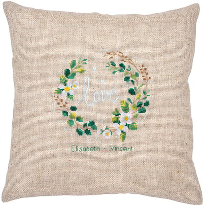 Vervaco - Borduurkussen kit - Love - PN-0185141 - Borduren - Borduurpakket - Borduurpakket volwassenen