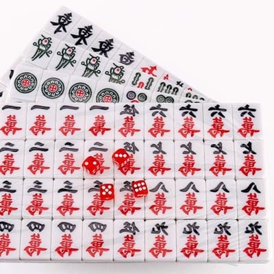 Mahjong Spel - Tegelspel Chinees - Strategie Spel - Duurzaam Melamine - 144 Tegels - Roze Wit