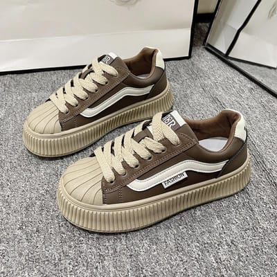 Chaussures pour femmes à tête coquille Nouvelles chaussures de skate printemps et automne Chaussures de sport décontractées Polyvalentes à semelle épaisse Xiaobai Chaussures d'entraînement allemandes 39 brun foncé