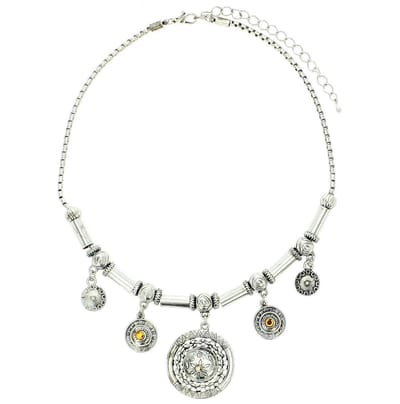 Behave - Zilverkleurige ketting met ronde hangertjes en bruin steentje - 40 cm