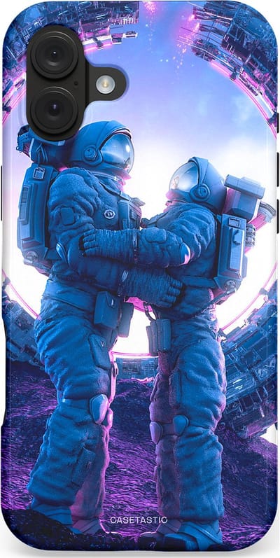 Casetastic hoesje geschikt voor Apple iPhone 16 Plus - MagSafe - Dubbellaagse bescherming - Ruimtereis vol liefde - Fashion Case - Donkerblauw Lavendel
