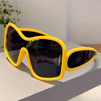 KAMMPT Lunettes de Soleil Carrées Tendance Designer surdimensionnées Vertes pour Femmes Conduite Randonnée Mode Marque Ins Lunettes de Soleil Dame as picture shows