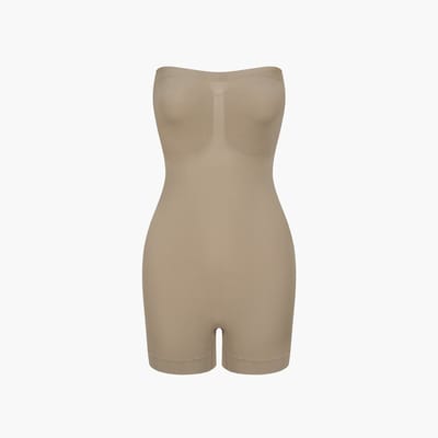 cfab - Strapless corrigerende bodysuit met short - Donkerbeige - L - Corrigerende Body - Naadlos - corrigerend ondergoed dames