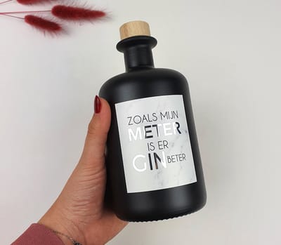 Meter cadeau - LEGE - zwarte glazen fles - zoals mijn meter is er GIN beter - Cadeau meter - Cadeau voor meter