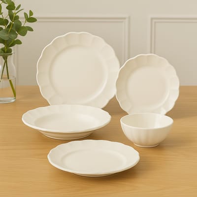 Mevaz Lotus 24-delige Dinnerset – Elegant Wit Servies met Bloemvormige Randen
