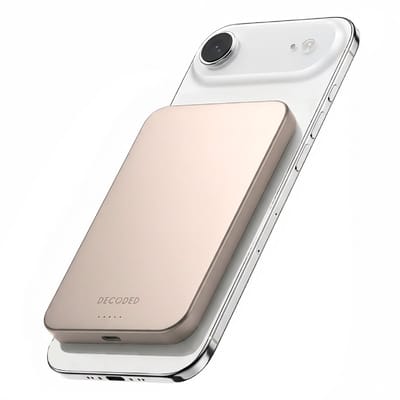 DECODED Ultra Slim Mag Powerbank - 5.000mAh - Compatibel met MagSafe - Qi2 Gecertificeerd 15W Draadloos Opladen - Inclusief USB-C Kabel - Rosé Goud