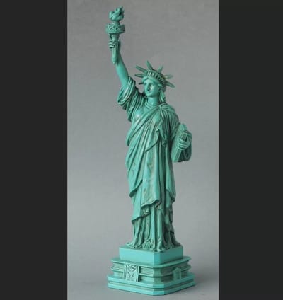 Vrijheidsbeeld Amerika New York Bay. Statue of Liberty, green