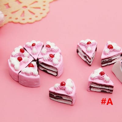 Lot de 10 gâteaux miniatures artificiels pour maison de poupée, décoration de gâteau triangulaire en résine, accessoires de cuisine