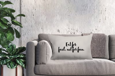 Sierkussens - Kussentjes Woonkamer - 60x40 cm - Quotes - Fun - Spreuken - Eat for fuel, not for fun - Eten