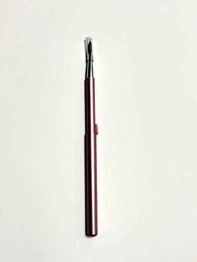 Les Opines Lip Brush