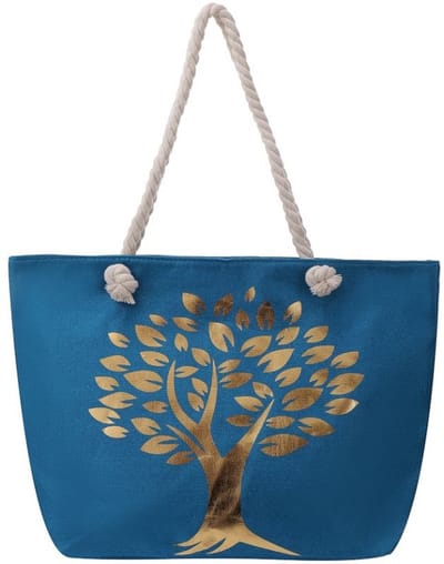 Een vrolijke strandtas met een print van een Levensboom (54x36x15cm) gevoerd en afsluitbaar met een rits aan de binnenkant. Een handige tas om veel in mee te kunnen nemen. Afgewerkt met twee handvaten van gedraaid touw. Voor uzelf of als Cadeau.