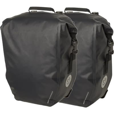 AGU Clean Shelter Fietstas Set Large – 100% Waterdicht – 21 liter – Gerecycled Materiaal – incl. Laptopvak 14 inch – Zwart
