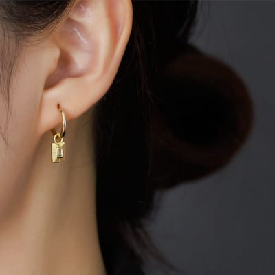 Petit Comité - Oorbellen Dames Geboortesteen April Kristal - 925 Sterling Zilver - 18K gold plated - Dames Cadeau