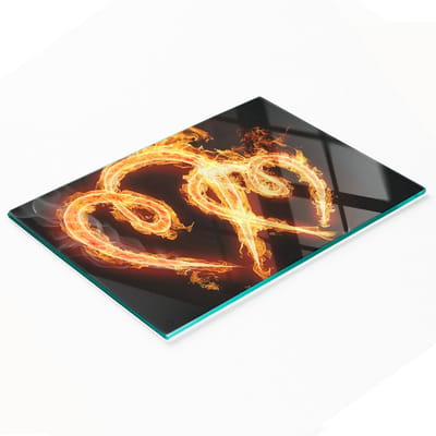 Multifunctionele decoratieve glazen snijplank voor in de keuken met vuurhartenmotief, 80x52 cm