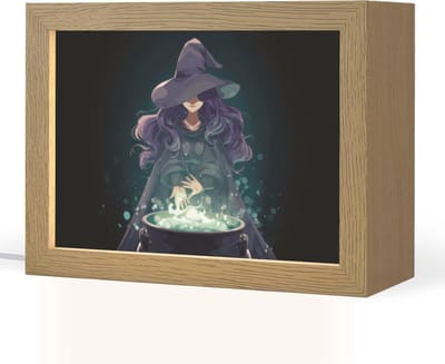 Nachtlampje 20x15 cm - Kinder lampje - Heks - Magie - Heksenketel - Paars - Tafellamp kinderkamer - Slaapkamer lamp - Bedlamp kinderen - Kinderlampje stopcontact - Wandlamp babykamer - Nachtlampjes