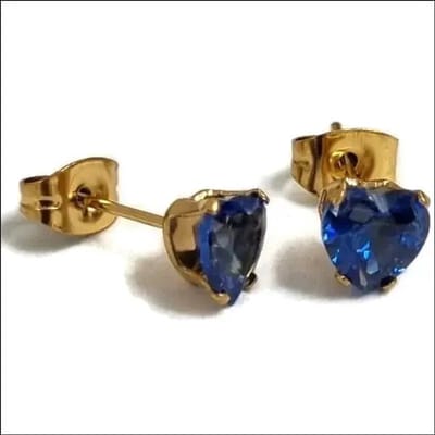 Aramat Jewels | Oorbellen | Stalen Hartjes Oorstekers Zirkonia – Diverse Kleuren & Maten 316L RVS | Goudkleur / 6 mm / Donker Blauw | | | Staal | Kinderen, Volwassenen | Verkleurd niet