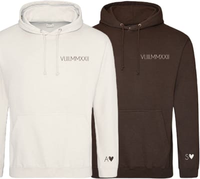 Hoodie set koppel-Hot chocolate en Vanilla milkshake setje koppel hoodies met datum in romeinse cijfers en voorletters-Maat S
