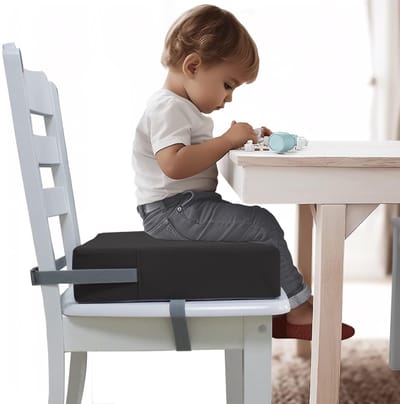 Kinderstoelverhoger - Keukenstoelverhoger - Draagbaar zitkussen - Waterdichte PU-bekleding - Met verstelbare gesp - Antislip onderkant - Donkergrijs